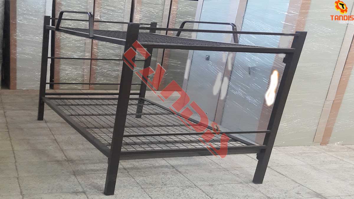 تختخواب دو طبقه سربازی با وزن 55 کیلو گرم