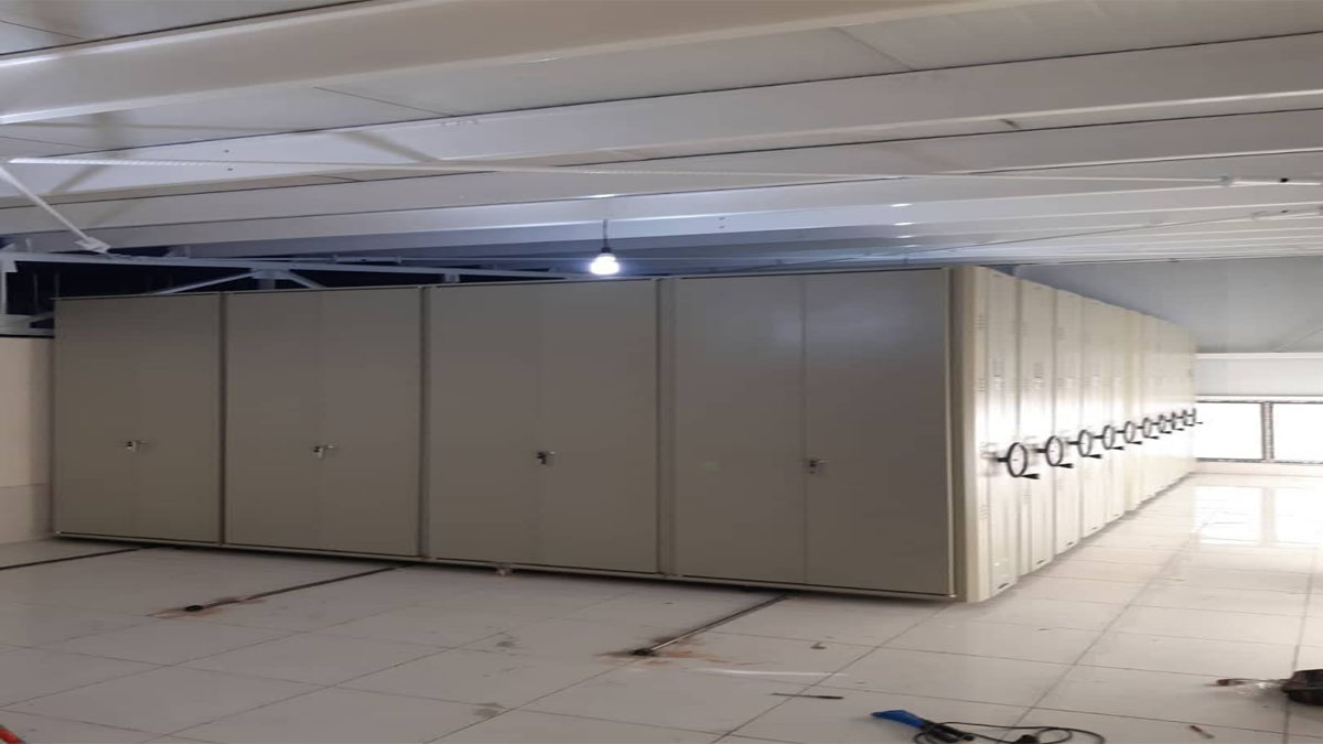 قفسه بایگانی پرونده به طول 4 متر به همراه درب و قفل