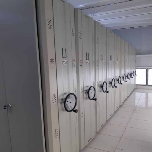 قفسه بایگانی پرونده برای نگهداری استناد 